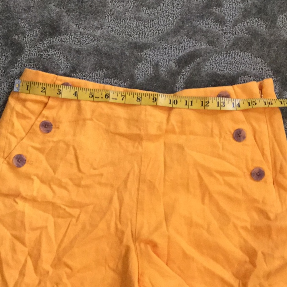 Shorts - Picture 4 of 6